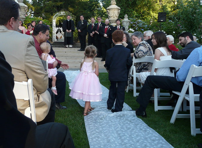 Ella and Max Aisle